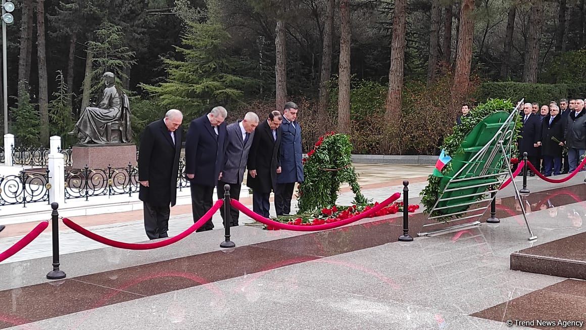 Müdafiə Sənayesi Nazirliyinin əməkdaşları peşə bayramını qeyd edirlər (FOTO)