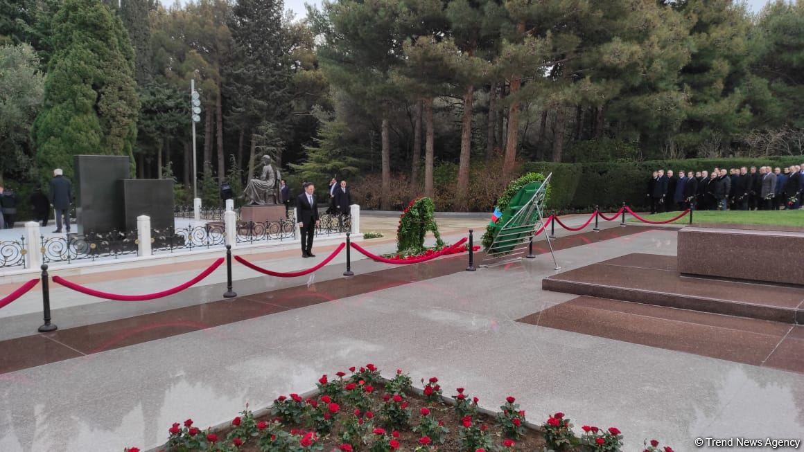 Müdafiə Sənayesi Nazirliyinin əməkdaşları peşə bayramını qeyd edirlər (FOTO)