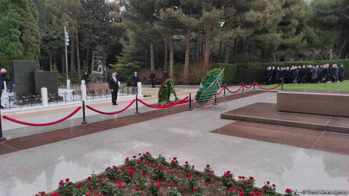 Müdafiə Sənayesi Nazirliyinin əməkdaşları peşə bayramını qeyd edirlər (FOTO)