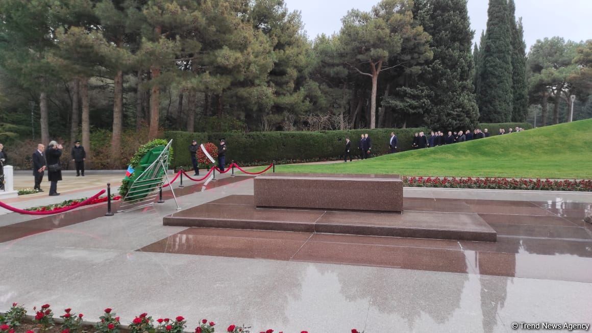 Müdafiə Sənayesi Nazirliyinin əməkdaşları peşə bayramını qeyd edirlər (FOTO)