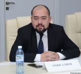 Azərbaycan və Rusiyadan olan ekspertlər Bakı ilə Moskva arasında əlaqələrin gələcək inkişaf perspektivlərini müzakirə ediblər (FOTO)