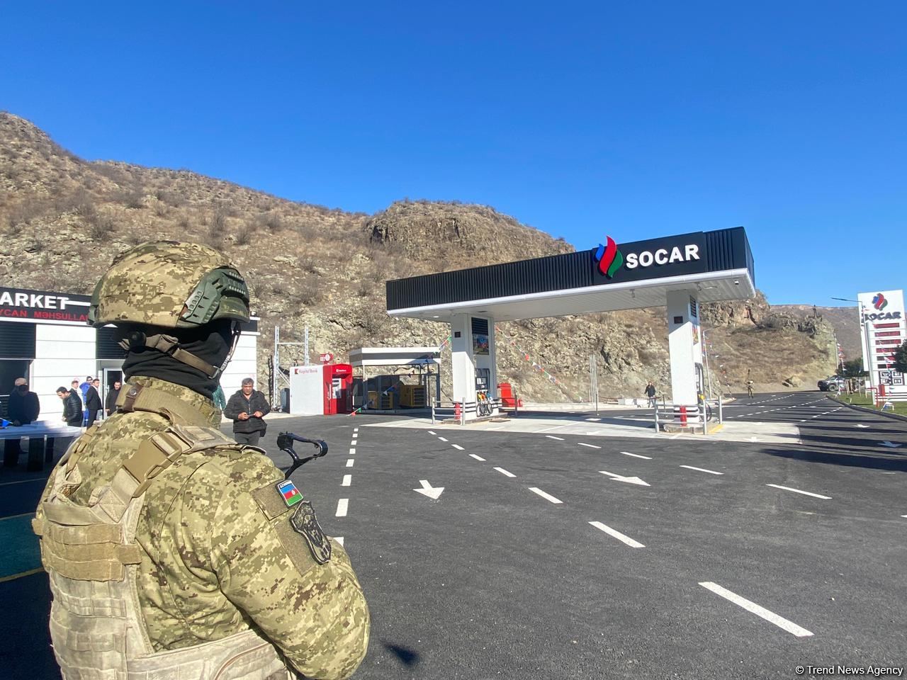 Azərbaycan Gorus-Qafan yolu üzərində ilk yanacaqdoldurma məntəqəsini açıb (FOTO)