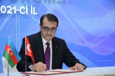 Azərbaycan-Türkiyə Enerji Forumu çərçivəsində 6 sənəd imzalanıb (FOTO)