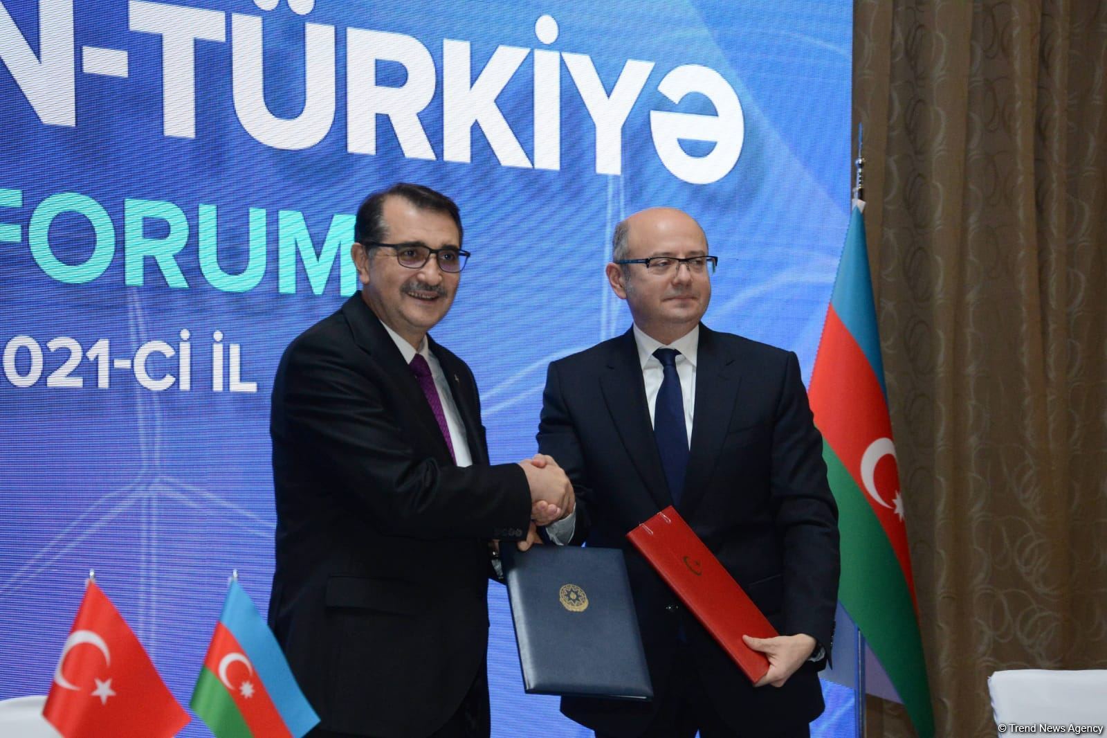 Azərbaycan-Türkiyə Enerji Forumu çərçivəsində 6 sənəd imzalanıb (FOTO)