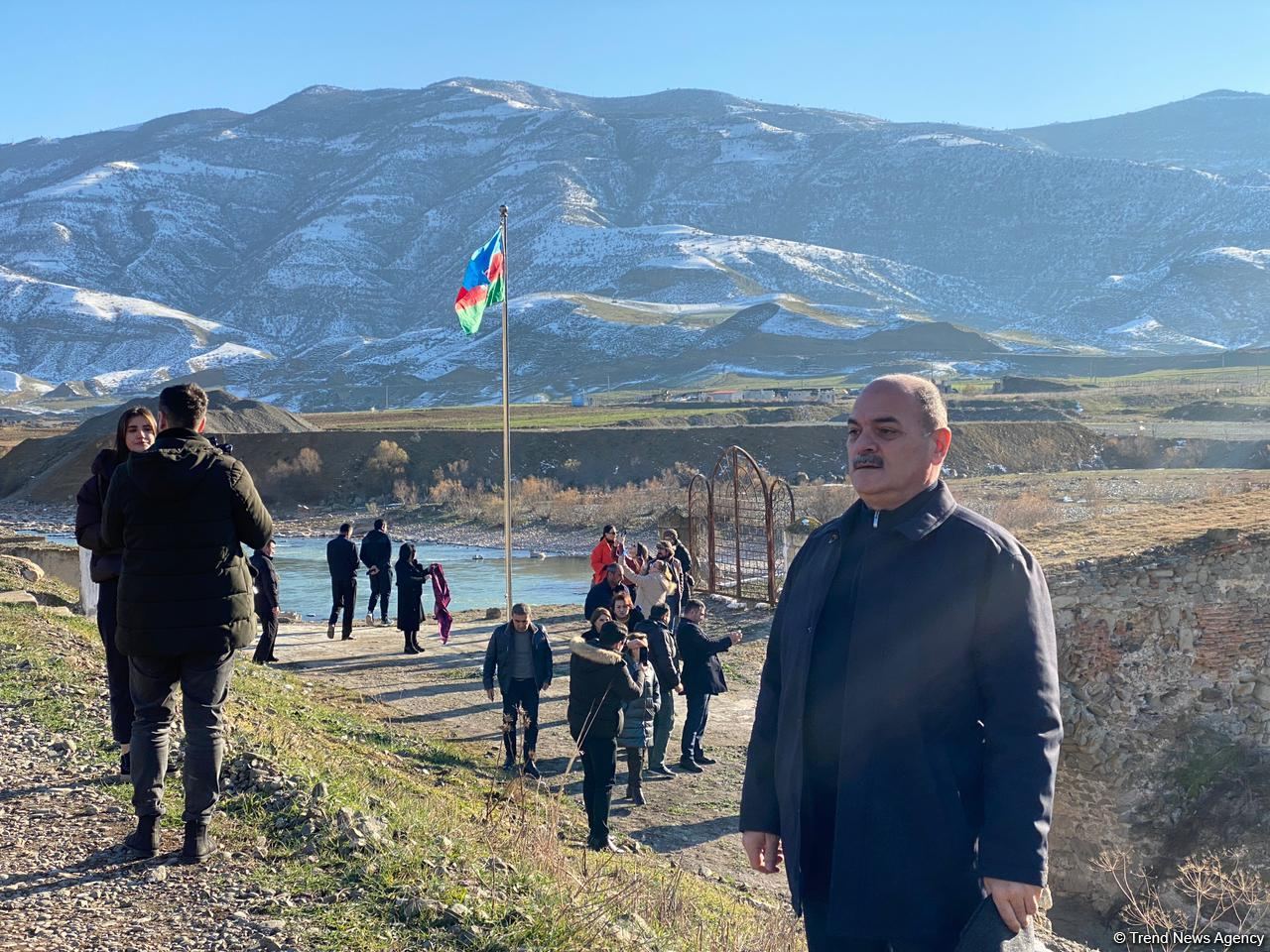 Azərbaycanda fəaliyyət göstərən QHT-lərin Xudafərinə səfəri başlayıb (FOTO)