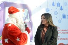 Bakı Metropolitenində yeni il şousu keçirilir (FOTO)