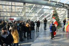 Bakı Metropolitenində yeni il şousu keçirilir (FOTO)