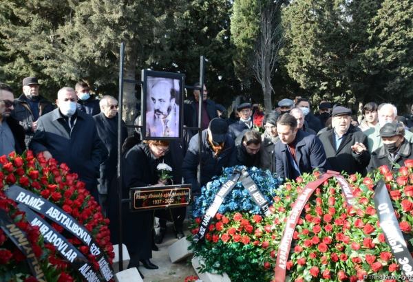 Ramiz Abutalıbov dəfn edilib (FOTO)