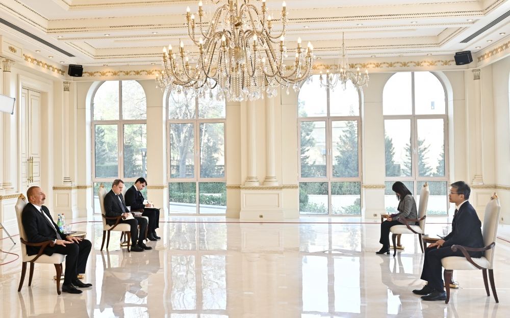 Prezident İlham Əliyev Koreyanın Azərbaycanda yeni təyin olunmuş səfirinin etimadnaməsini qəbul edib (FOTO/VİDEO) (YENİLƏNİB)