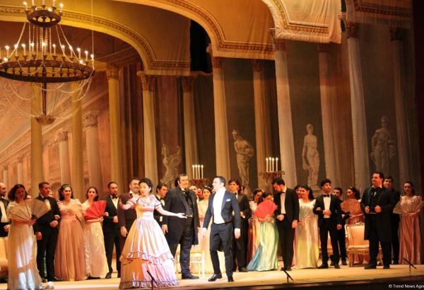 Əfsanəvi opera, qüsursuz ifalar, parlaq aktyorluq - Traviata təqdim olundu (FOTO/VİDEO)