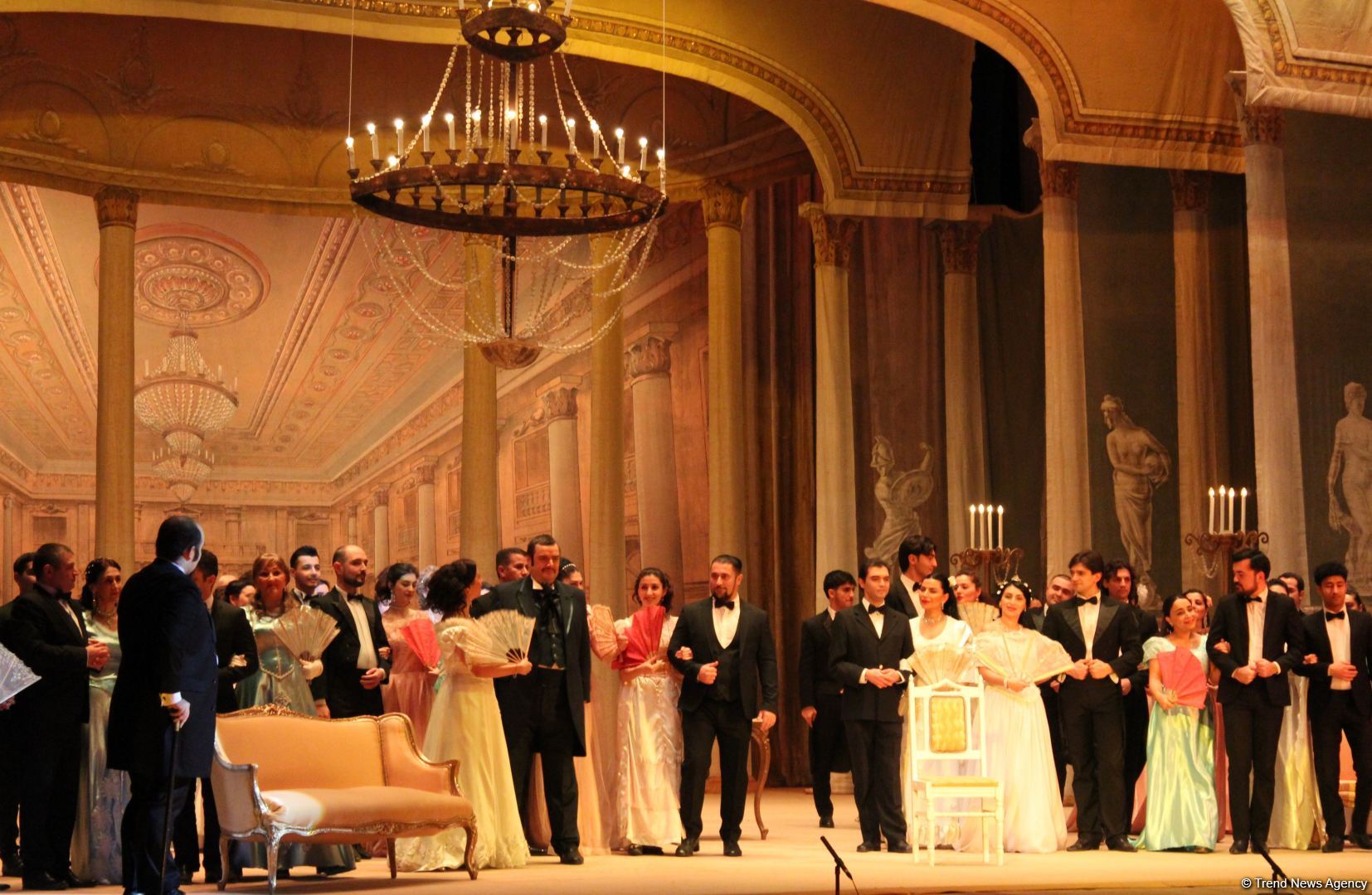 Əfsanəvi opera, qüsursuz ifalar, parlaq aktyorluq - Traviata təqdim olundu (FOTO/VİDEO)