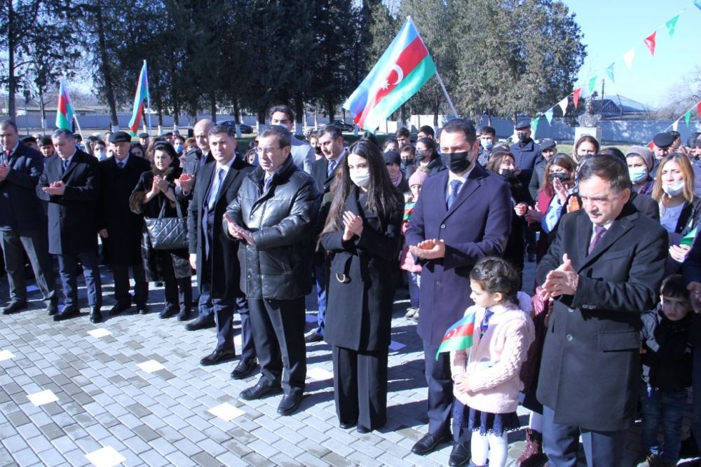 Qazaxda Heydər Əliyev Fondunun təşəbbüsü ilə yeni məktəb binası inşa olunub (FOTO)