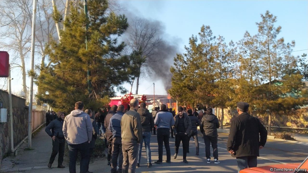 Tərtərdə yanğın baş verib (FOTO)