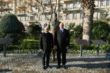 Prezident İlham Əliyev xeyriyyəçi Hacı Zeynalabdin Tağıyevin Bakıda ucaldılan abidəsinin açılışında iştirak edib (FOTO/VİDEO)(YENİLƏNİB)