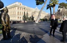 Prezident İlham Əliyev xeyriyyəçi Hacı Zeynalabdin Tağıyevin Bakıda ucaldılan abidəsinin açılışında iştirak edib (FOTO/VİDEO)(YENİLƏNİB)