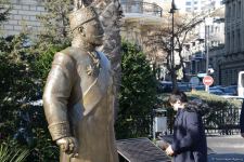 Bakı sakinləri Hacı Zeynalabdin Tağıyevə verilən yüksək dəyərə görə Prezident İlham Əliyevə təşəkkür edib (FOTO/VİDEO)