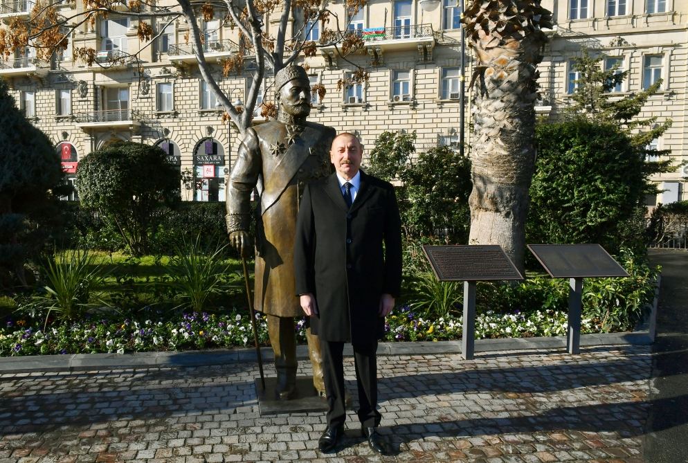 Prezident İlham Əliyev xeyriyyəçi Hacı Zeynalabdin Tağıyevin Bakıda ucaldılan abidəsinin açılışında iştirak edib (FOTO/VİDEO)(YENİLƏNİB)