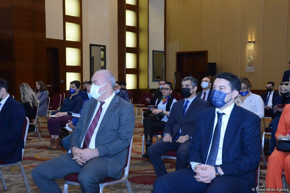 İkinci Qarabağ müharibəsinə qədər 10 mindən çox qaçqına hüquqi yardımlar göstərilib - BMT QAK (FOTO)
