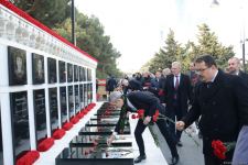Avropa İttifaqı ölkələrinin səfirləri Şəhidlər Xiyabanını ziyarət edib (FOTO)