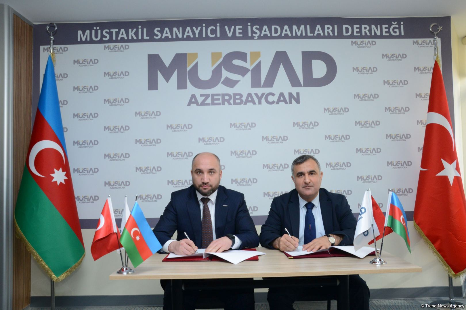 Mediasiya şurası VƏ MÜSİAD arasında əməkdaşlıq protokolu imzalanıb (FOTO)