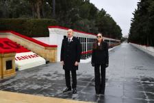 Prezident İlham Əliyev və Birinci xanım Mehriban Əliyeva 20 Yanvar faciəsinin ildönümü ilə əlaqədar Şəhidlər xiyabanını ziyarət ediblər (YENİLƏNİB) (FOTO/VİDEO)