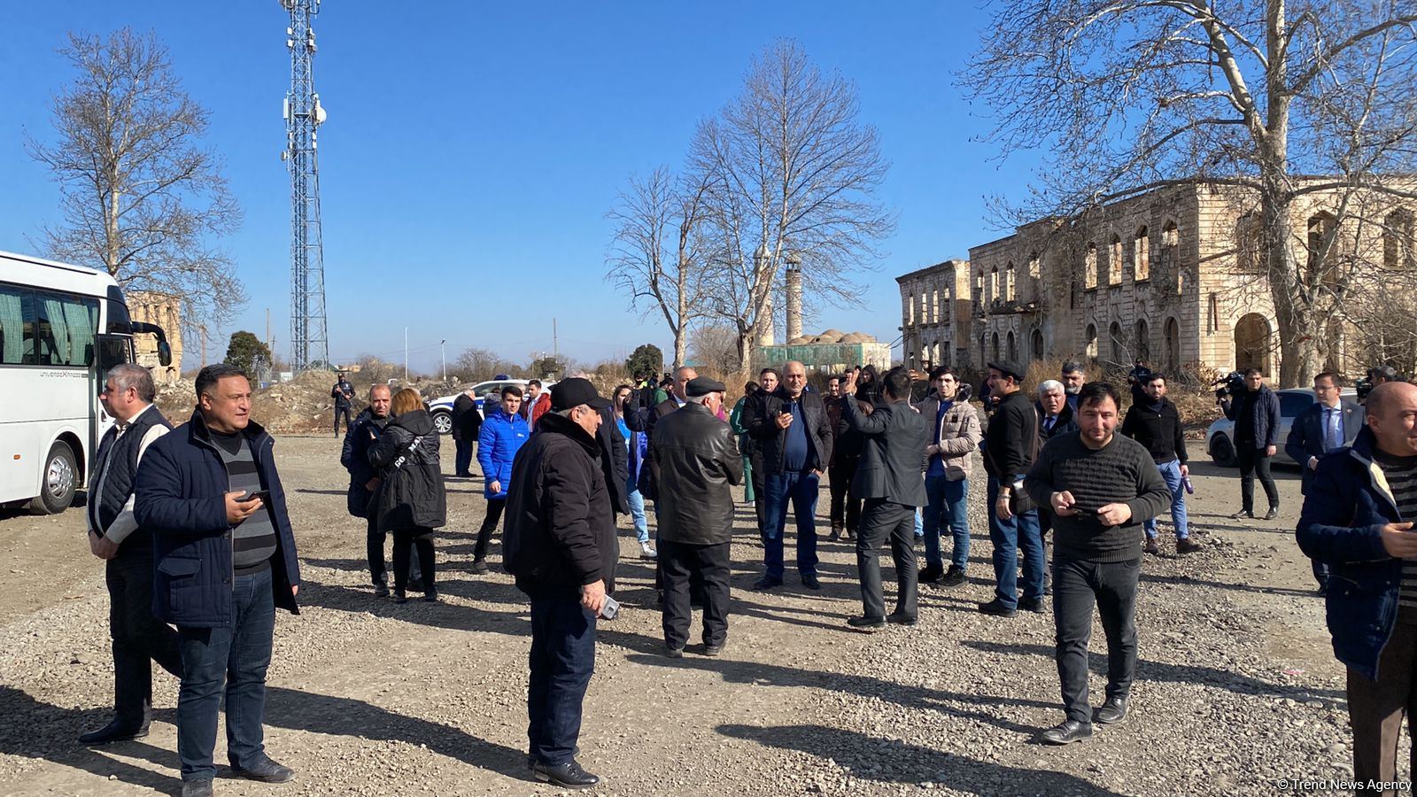 Bakıdan çıxan sərnişin avtobusu Ağdama çatıb (FOTO)