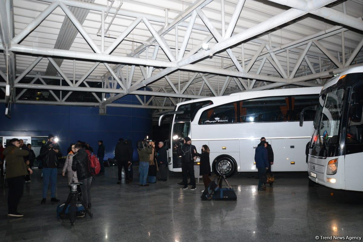 Şuşa və Ağdama ilk sərnişin avtobus reysi yola düşdü (FOTO)
