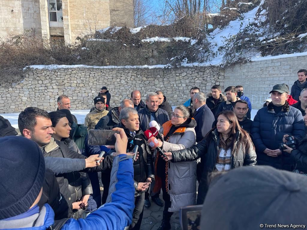 İlk sərnişin avtobusu Şuşaya çatıb (FOTO/VİDEO)