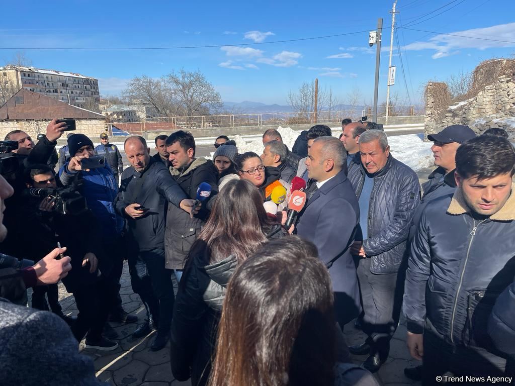 İlk sərnişin avtobusu Şuşaya çatıb (FOTO/VİDEO)