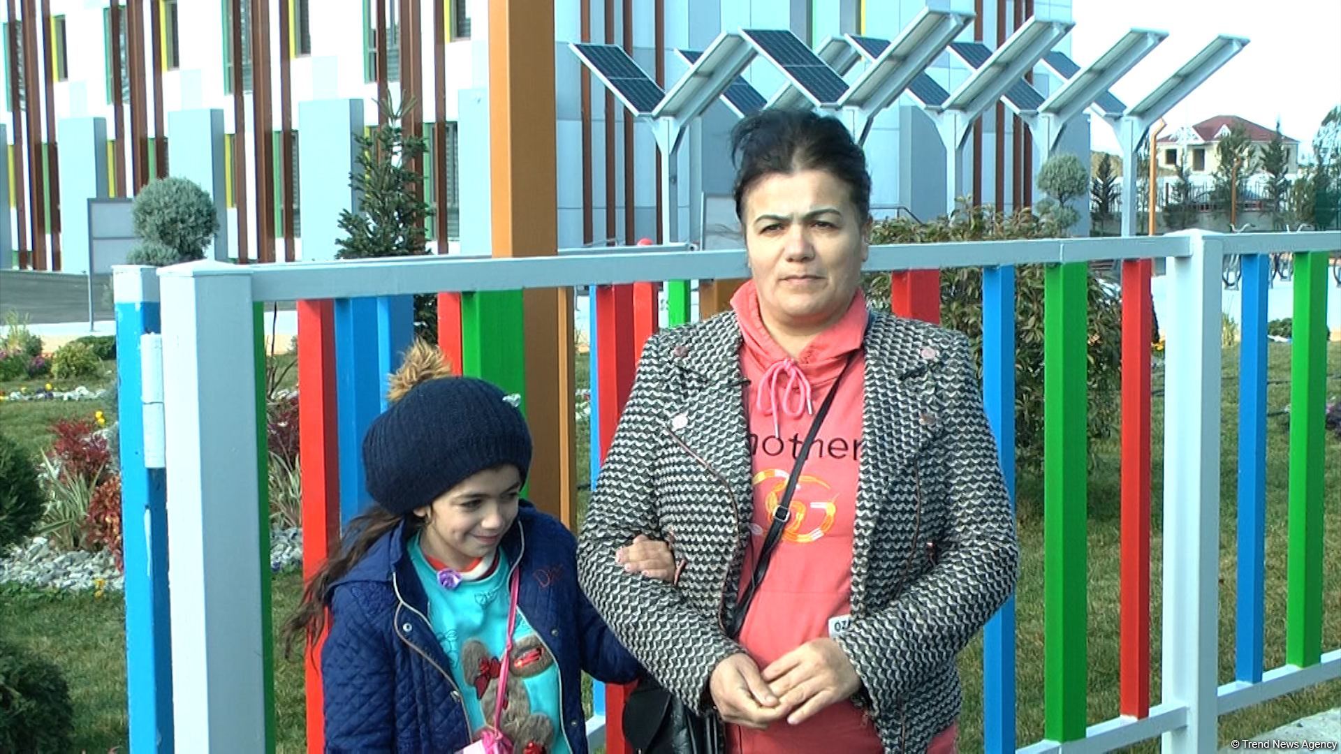 Qəsəbədə məktəb, uşaq bağçası, tibb məntəqəsinin yaradılmasına görə Prezident İlham Əliyevə və Birinci xanım Mehriban Əliyevaya hədsiz təşəkkür edirik - Binə sakinləri (FOTO/VİDEO)