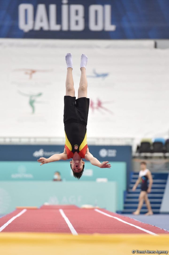 Batut gimnastikası üzrə Azərbaycan Birinciliyi və Bakı Çempionatında qaliblər müəyyənləşib - Mükafatlandırma mərasimi (FOTO)