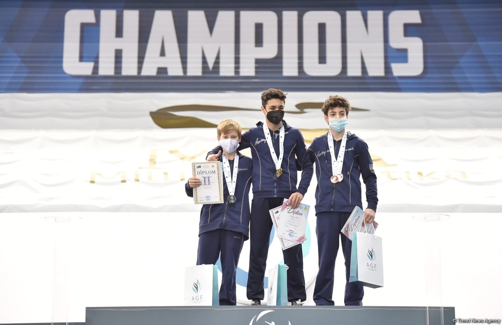 Batut gimnastikası üzrə Azərbaycan Birinciliyi və Bakı Çempionatında qaliblər müəyyənləşib - Mükafatlandırma mərasimi (FOTO)