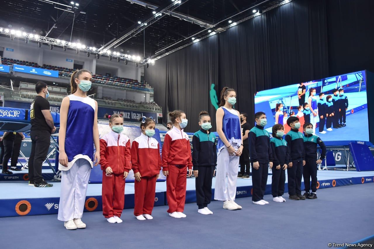 Batut gimnastikası və tamblinq üzrə Azərbaycan Birinciliyi və Bakı Çempionatında qaliblər mükafatlandırılıb (FOTO)