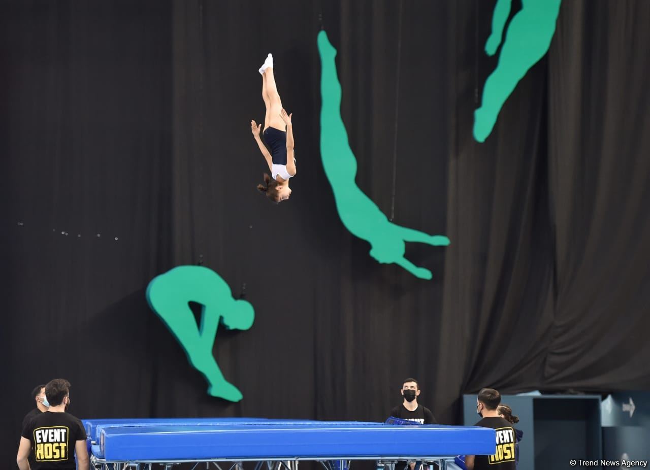 Batut gimnastikası və tamblinq üzrə Azərbaycan Birincilyi və Bakı Çempionatında qaliblər mükafatlandırılıb (FOTO)