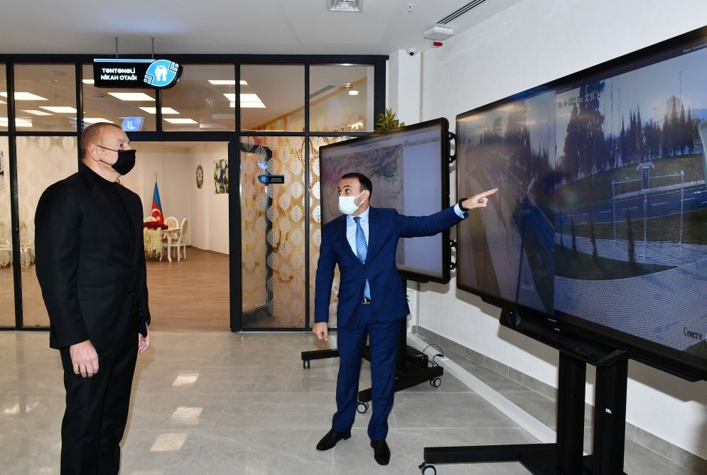 Prezident İlham Əliyev 2 saylı Gəncə regional “ASAN xidmət” Mərkəzinin açılışını edib (YENİLƏNİB) (FOTO/VİDEO)