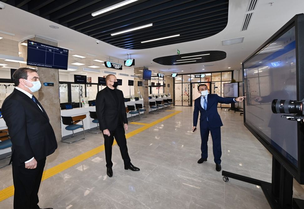 Prezident İlham Əliyev 2 saylı Gəncə regional “ASAN xidmət” Mərkəzinin açılışını edib (YENİLƏNİB) (FOTO/VİDEO)