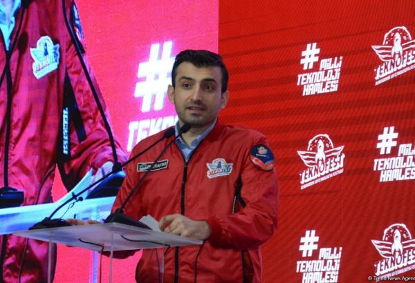 Gəncləri gələcəyin güclü Azərbaycanına öz töhfələrini verməyə dəvət edirəm - Səlçuk Bayraktar