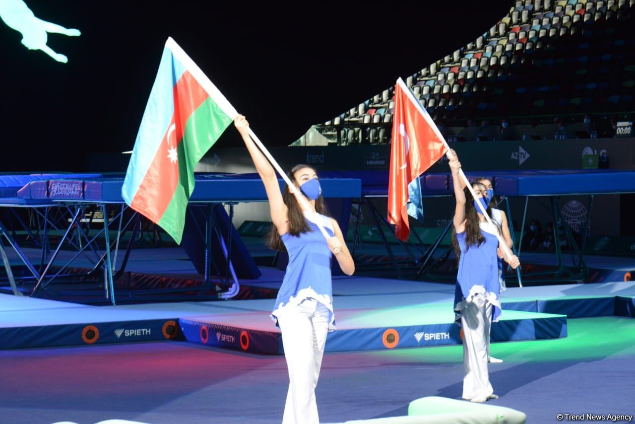Bakıda batut gimnastikası üzrə Dünya Kubokunun açılış mərasimi keçirilib (FOTO)