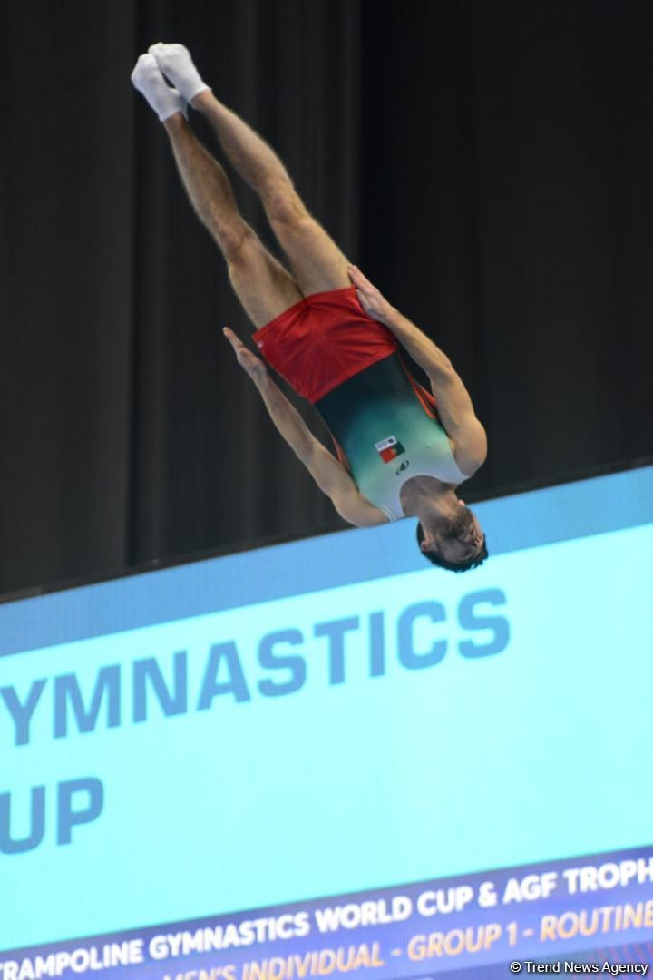 Bakıda batut gimnastikası üzrə Dünya Kubokunun birinci günü start götürüb (FOTO)