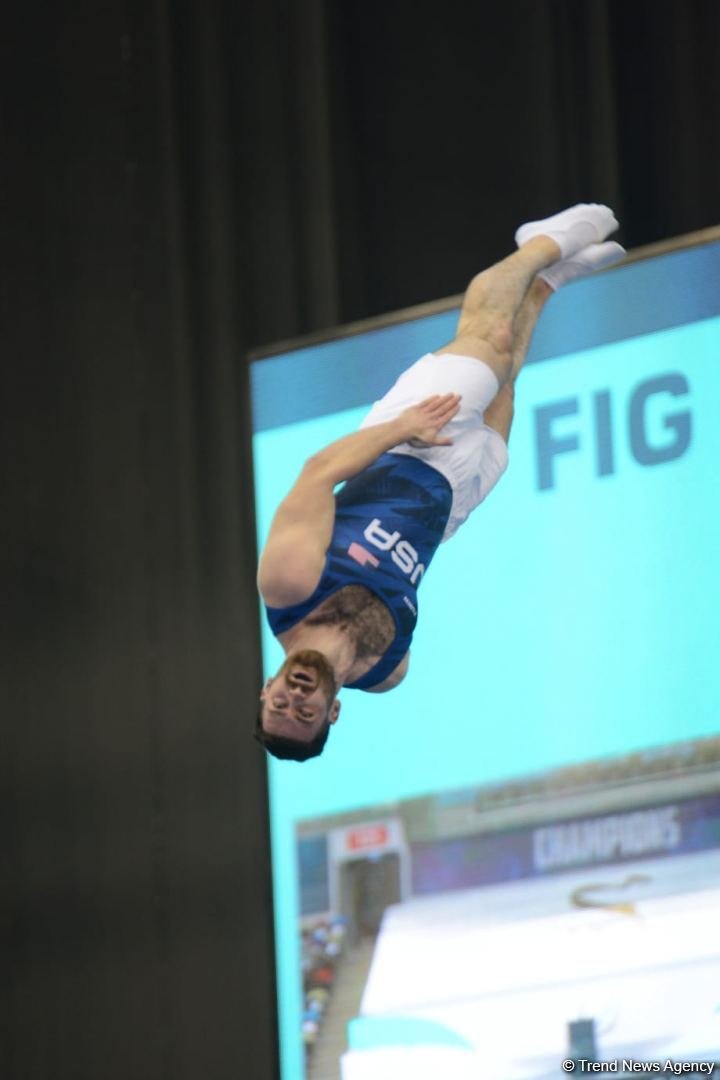 Bakıda batut gimnastikası üzrə Dünya Kubokunun birinci günü start götürüb (FOTO)