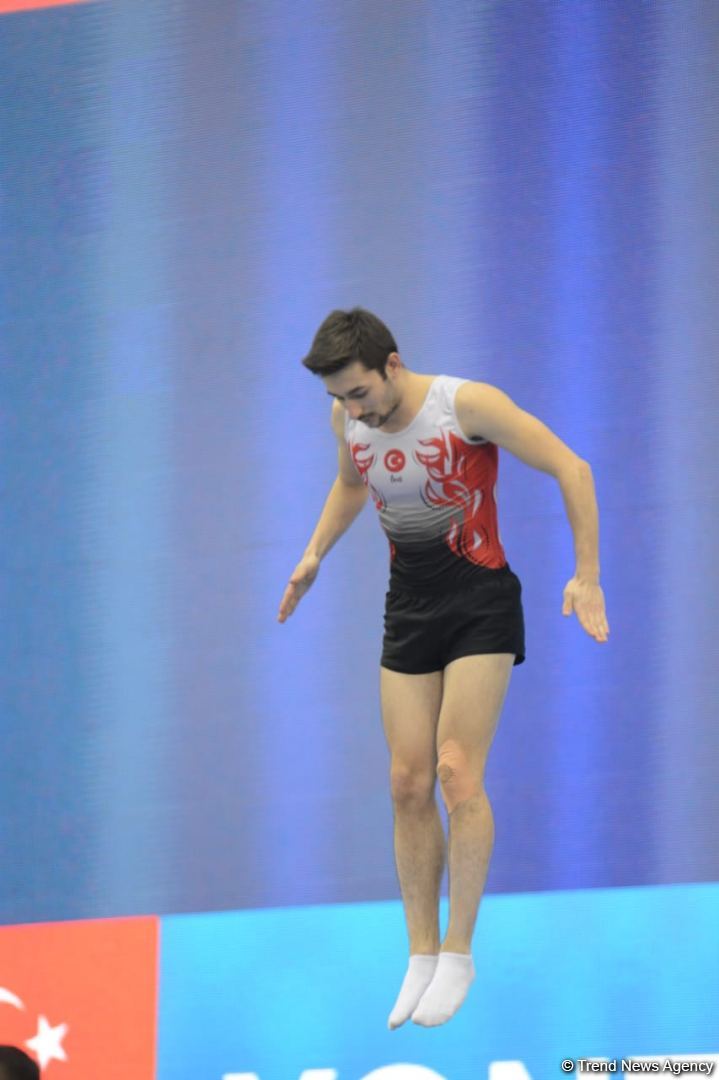 Bakıda batut gimnastikası üzrə Dünya Kubokunun final gününə start verilib (FOTO)