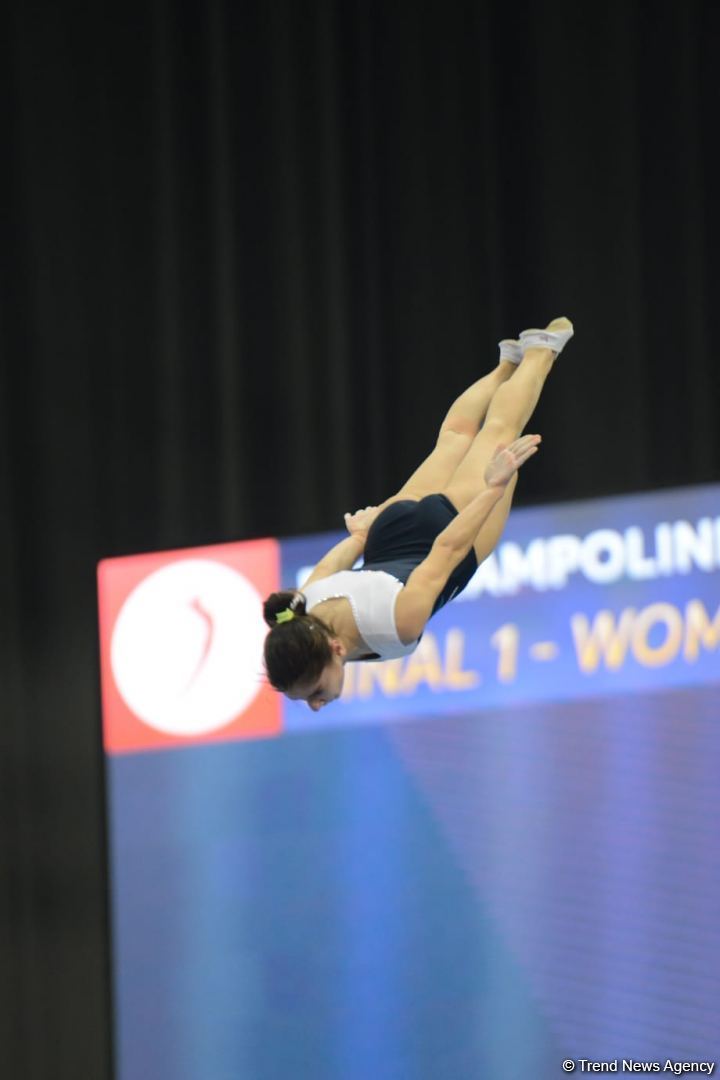Azərbaycan gimnastı batut gimnastikası üzrə Dünya Kubokunun gümüş medalını qazanıb (FOTO)