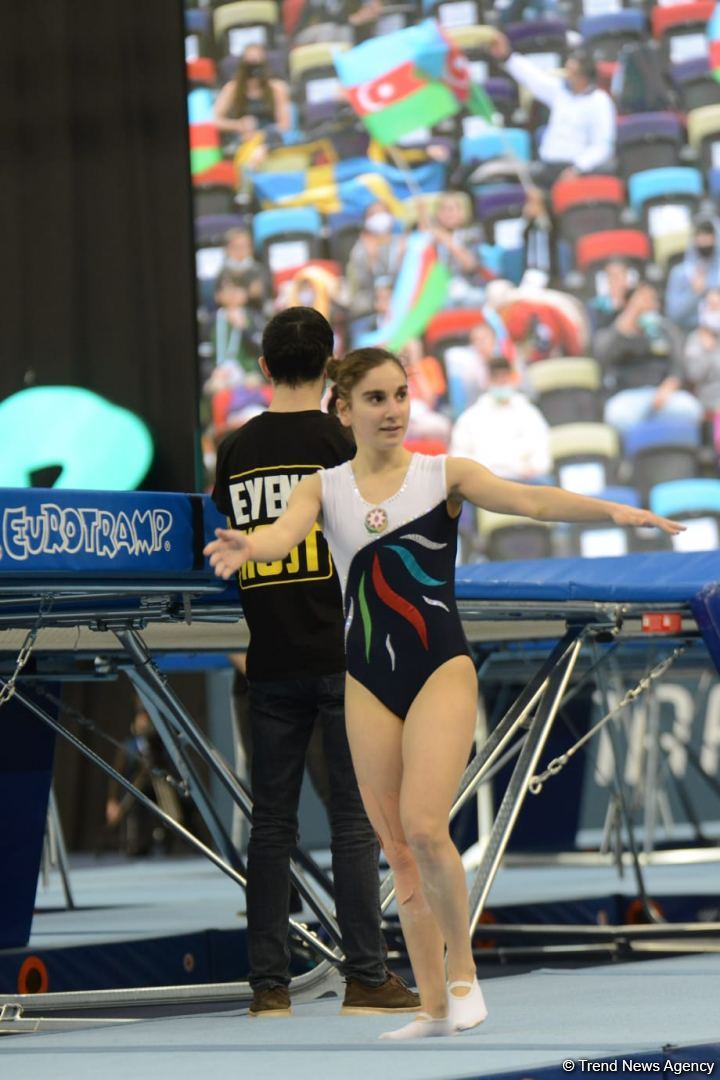 Azərbaycan gimnastı batut gimnastikası üzrə Dünya Kubokunun gümüş medalını qazanıb (FOTO)