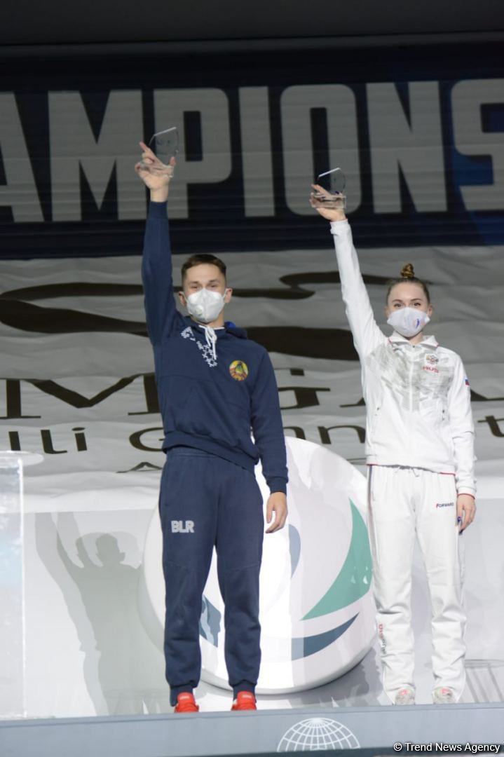 Bakıda keçirilən batut gimnastikası üzrə Dünya Kuboku çərçivəsində "AGF Trophy" mükafatı təqdim olunub (FOTO)