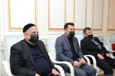 Erməni kilsəsinin rəhbəri erməni cəmiyyətini müharibə, revanşizmə ruhlandırır - Allahşükür Paşazadə (FOTO)