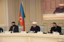 Erməni kilsəsinin rəhbəri erməni cəmiyyətini müharibə, revanşizmə ruhlandırır - Allahşükür Paşazadə (FOTO)