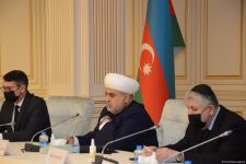Erməni kilsəsinin rəhbəri erməni cəmiyyətini müharibə, revanşizmə ruhlandırır - Allahşükür Paşazadə (FOTO)