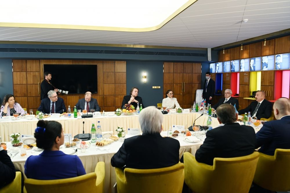 Prezident İlham Əliyev: Azərbaycan, Rusiya və Türkiyə əməkdaşlığının üçtərəfli formatı da de-fakto formalaşır