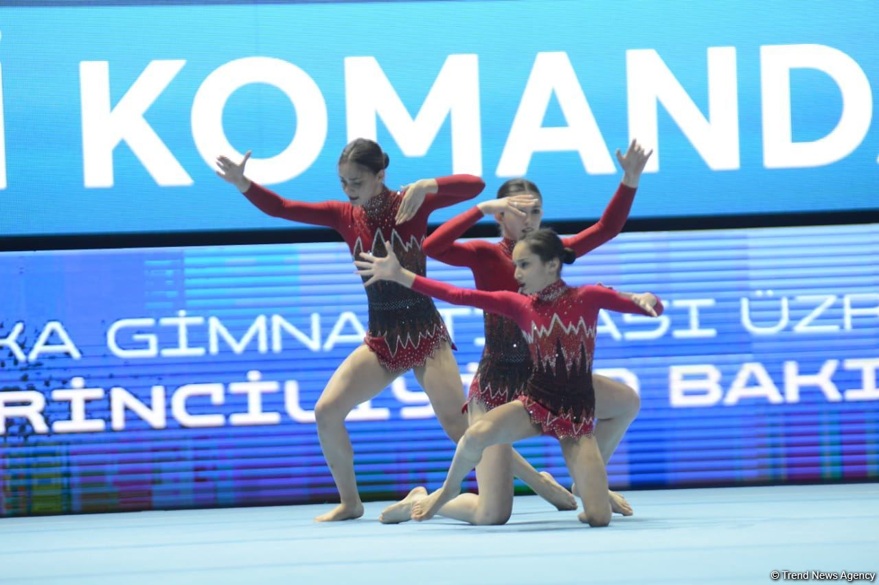 Bakıda akrobatika gimnastikası üzrə 27-ci Azərbaycan Birinciliyi və Bakı Çempionatı start götürüb (FOTO)