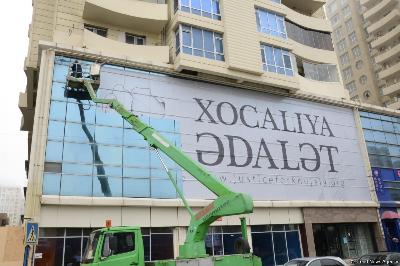 Vətəndaşlar "Ana fəryadı" abidəsini ziyarət etməyə başlayıblar (FOTO)